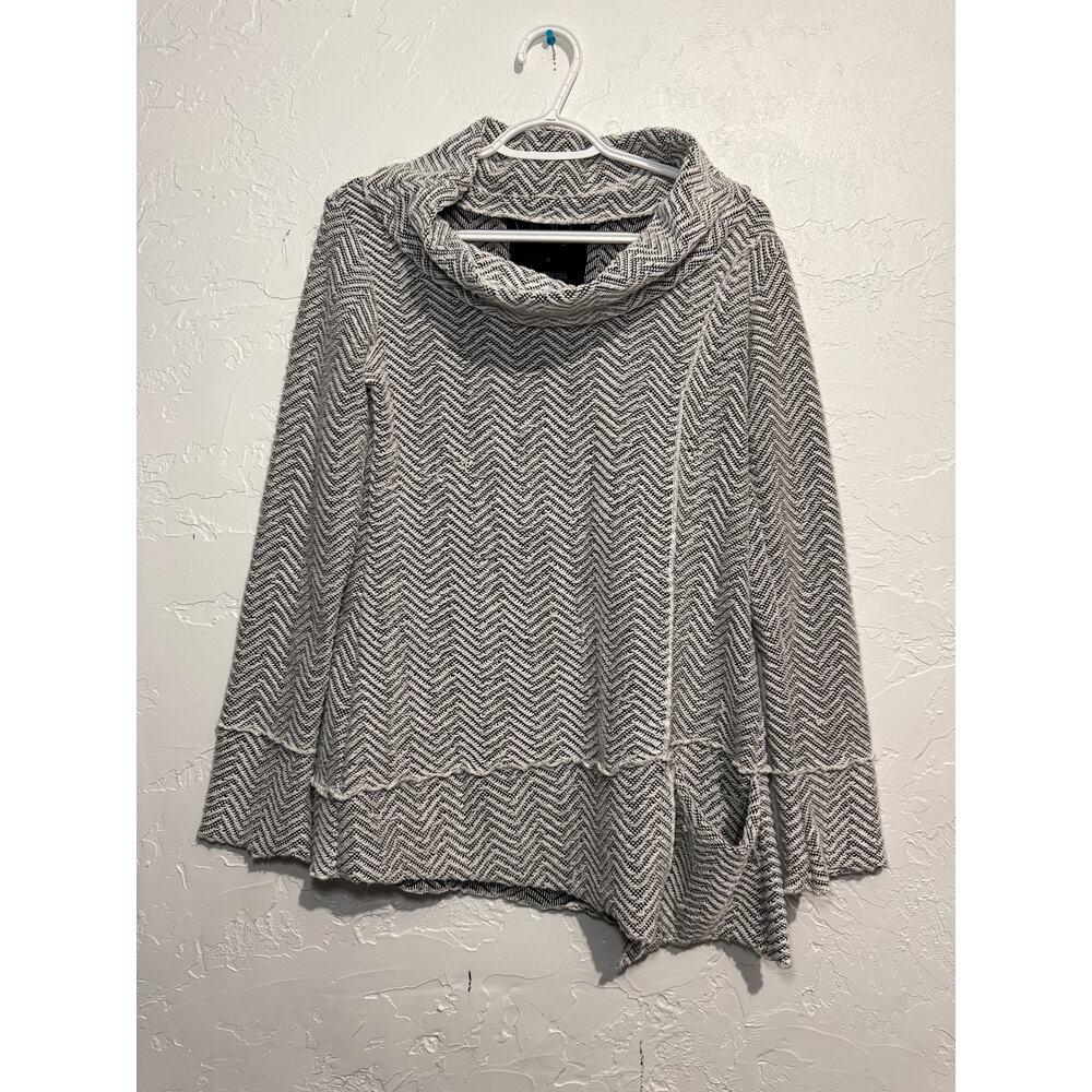 UBU asymmetrical‎ turtleneck sweater womens small cozy artsy casual lagenlook